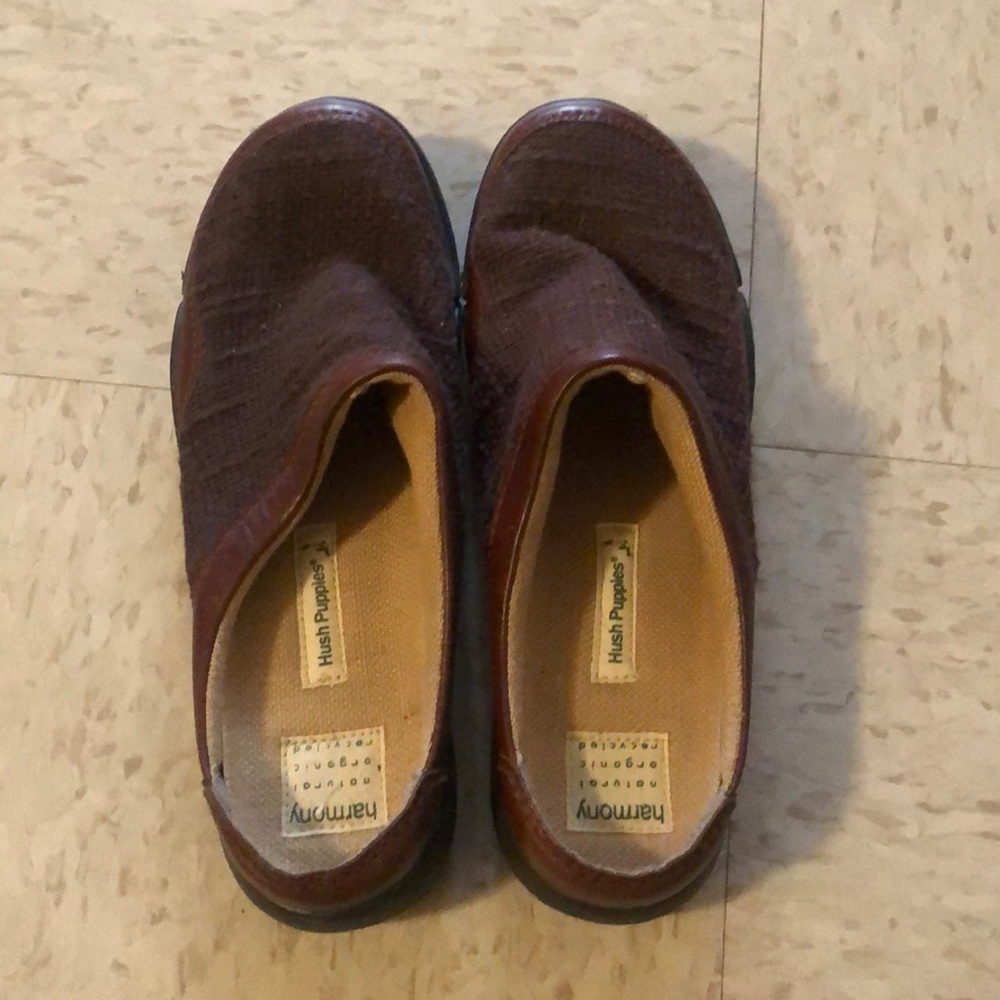 Shoes - Picture 2 of 5